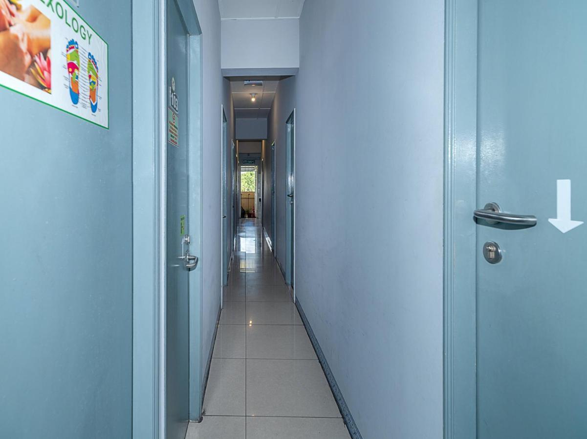Spot On 90042 One Plaza Eco Hotel Keningau Экстерьер фото